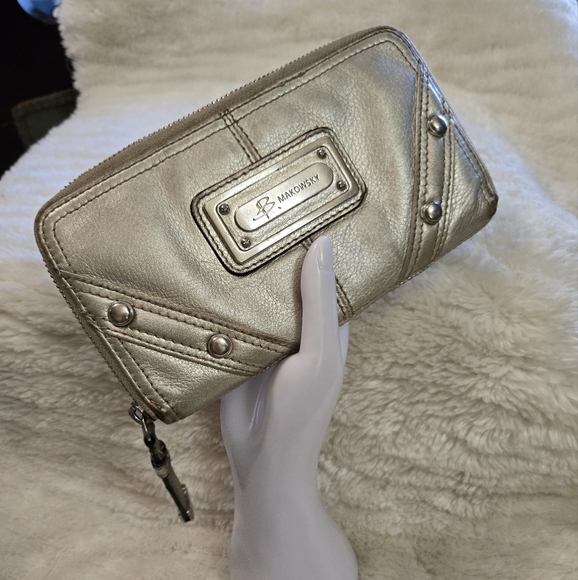 Vintage B Makowsky Accordian Wristlet - Picture 3 of 16